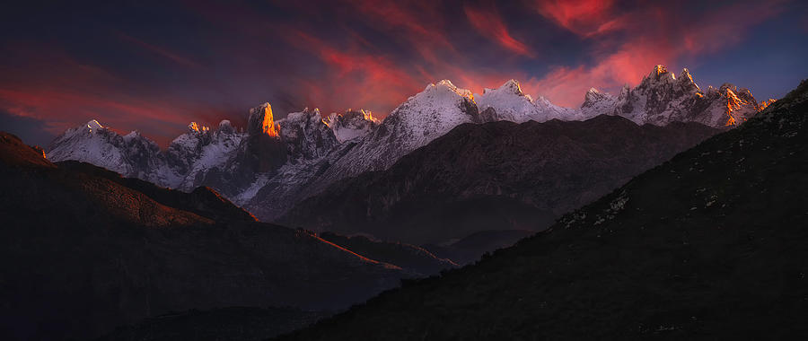 Peaks Of Fire Photograph by Rodrigo Nez Buj