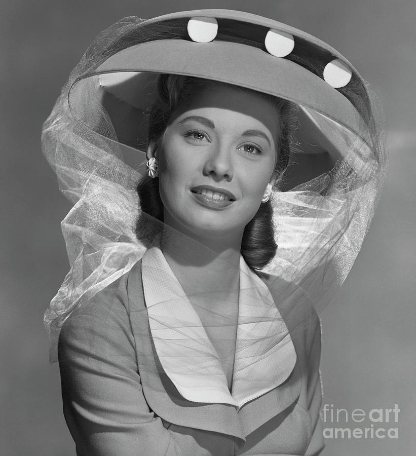 Peggy Dow In Stylish Bonnet Photograph by Bettmann