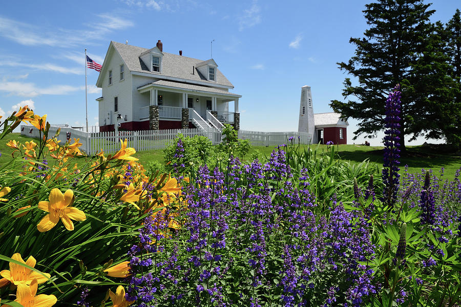 Pemaquid Point Lighthouse Flower Garden Photograph by Chris Pappathopoulos