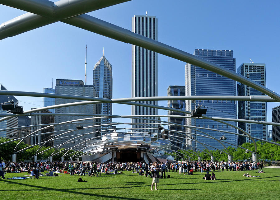 People At Millennium Park, Chicago, Il Digital Art by Heeb Photos