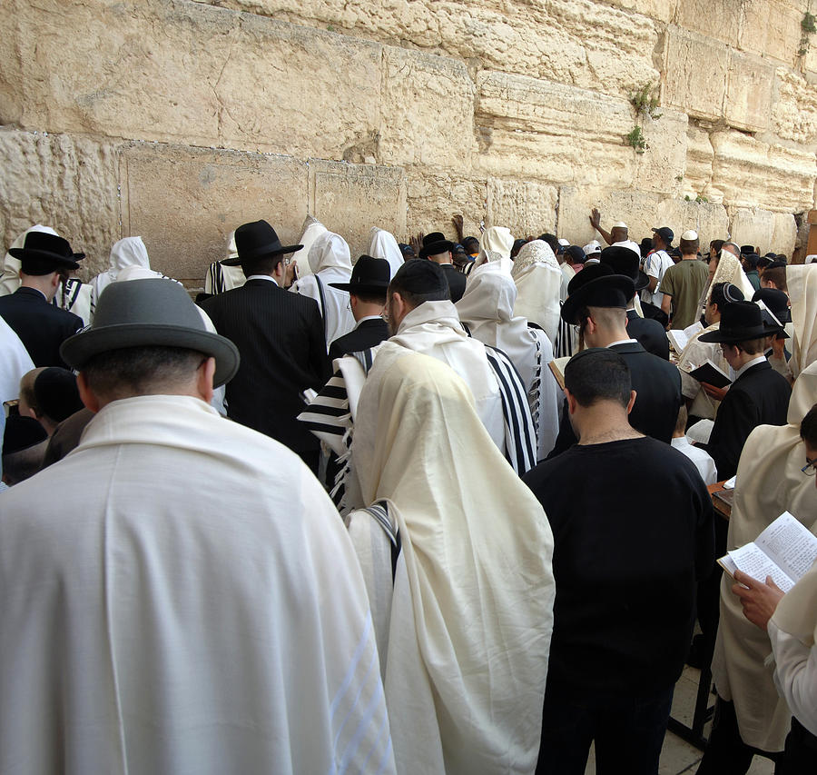 People At Wailing Wall Of Jerusalem Photograph by Stevenallan