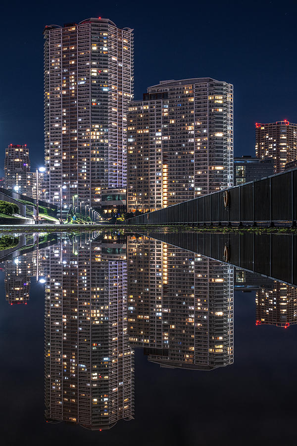 Perfect Reflection Building Night View Photograph by ?????/hiroki Matsubara