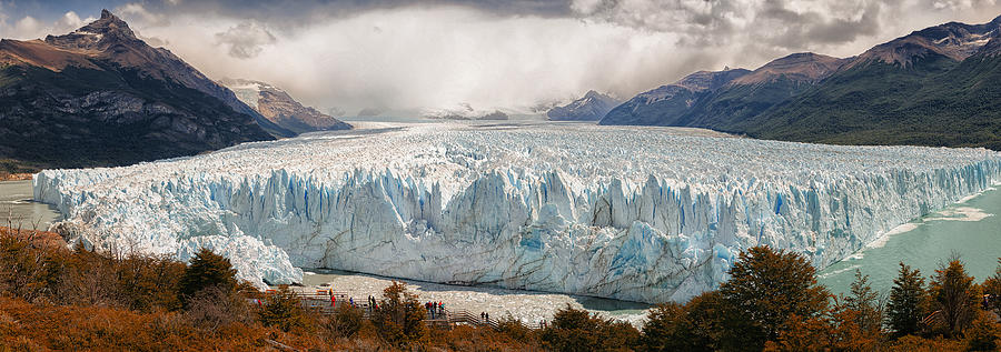 Perito Moreno Photograph by Roberto Oggiano