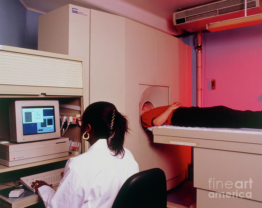 Pet Scanner In Use Photograph by Tim Beddow/science Photo Library