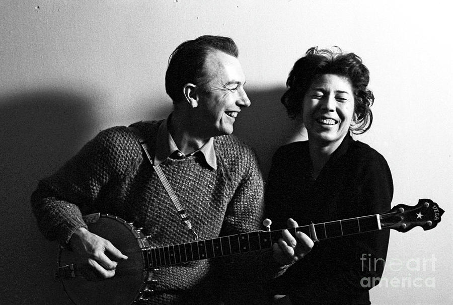 Pete And Toshi Seeger Photograph by The Estate Of David Gahr