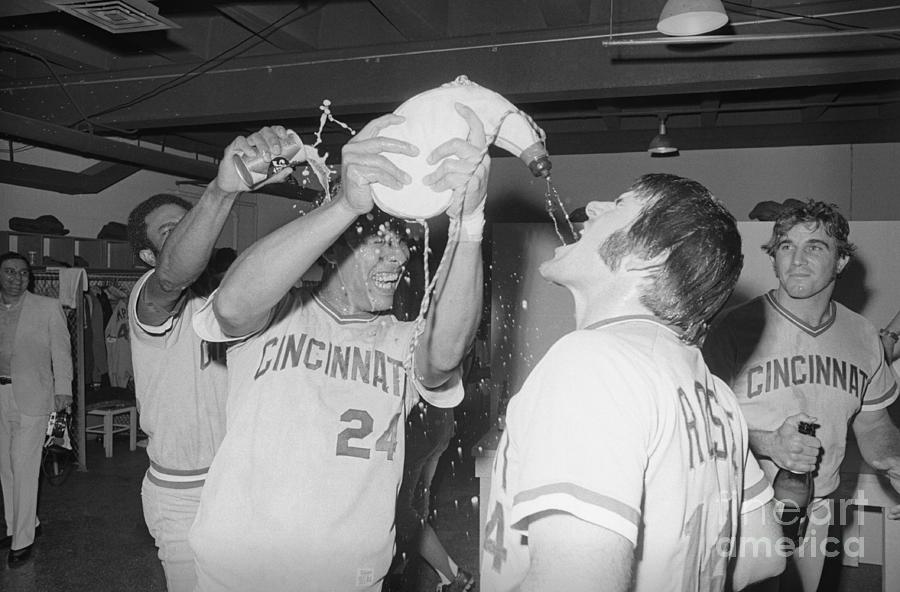 Pete Rose And Teammates Celebrating Win Photograph by Bettmann