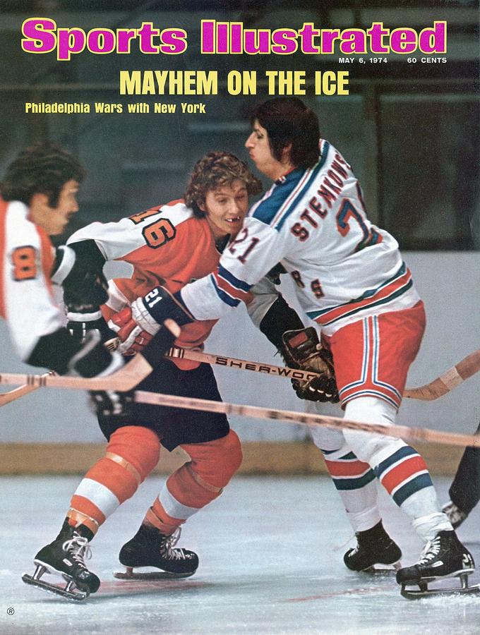 Philadelphia Flyers Bobby Clarke, 1974 Nhl Semifinals Sports Illustrated Cover Photograph by Sports Illustrated