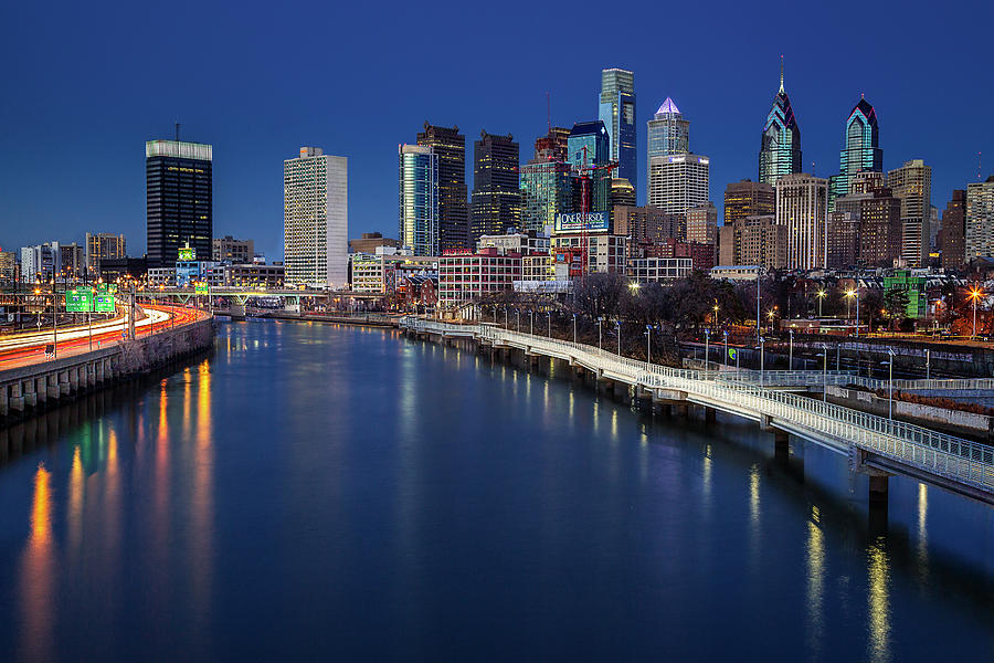 Philadelphia Skyline Photograph - Philadelphia Skyline At Twilight by Susan Candelario
