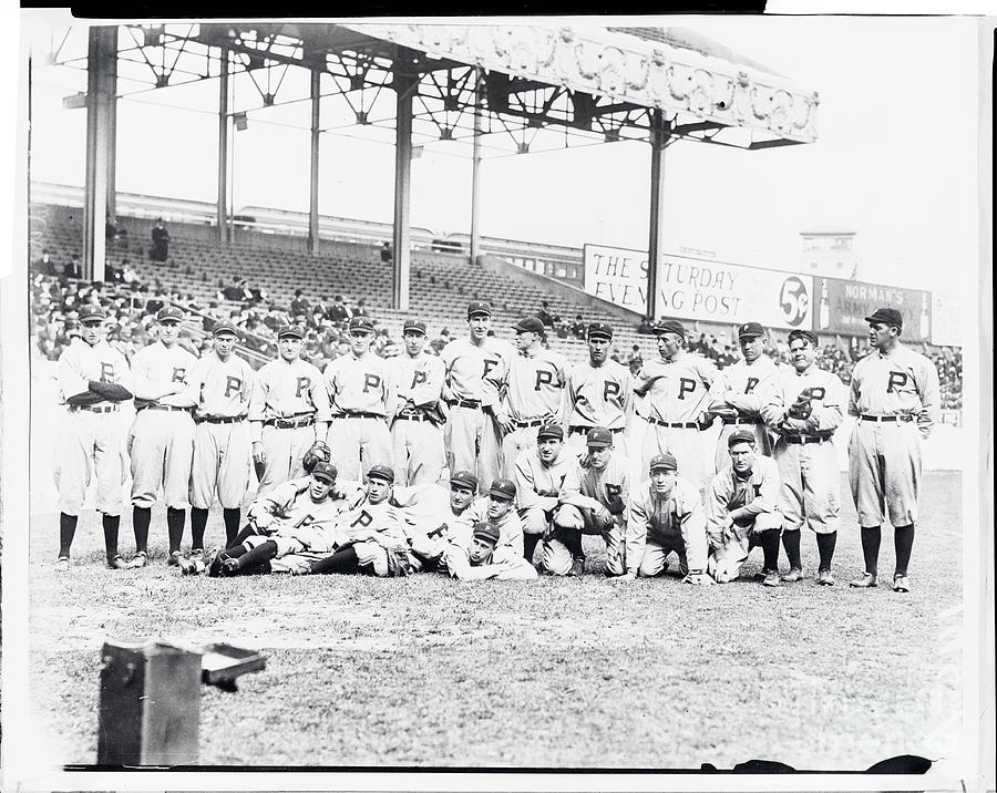 Phillies Baseball Team Photograph by Bettmann