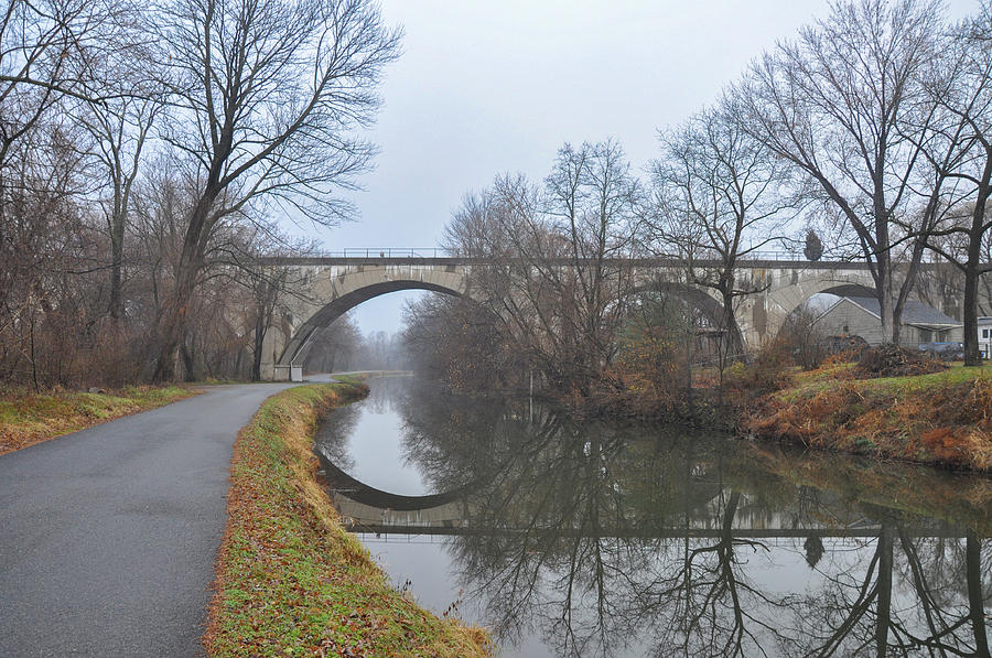 Phoenixville Pa - The Canal Photograph by Bill Cannon