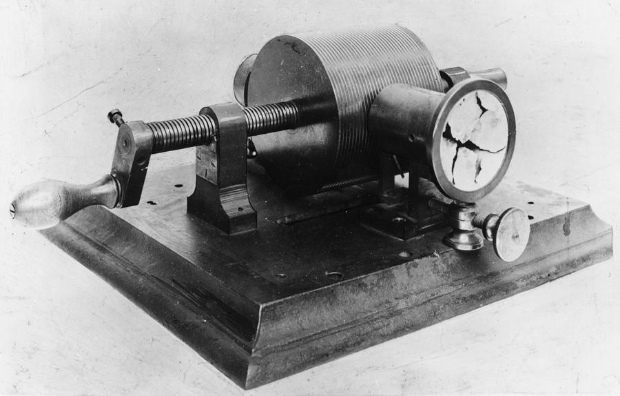 Phonograph Photograph by Hulton Archive