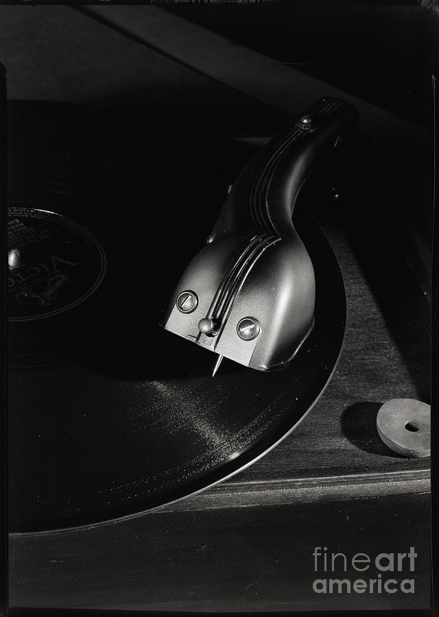 Phonograph Needle On A Record Photograph by Bettmann