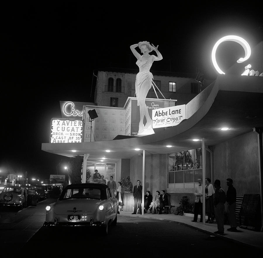 photo-of-ciros-nightclub-by-michael-ochs-archives