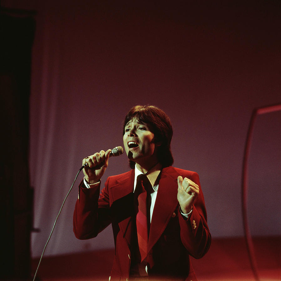 Photo Of Cliff Richard Photograph by Tony Russell