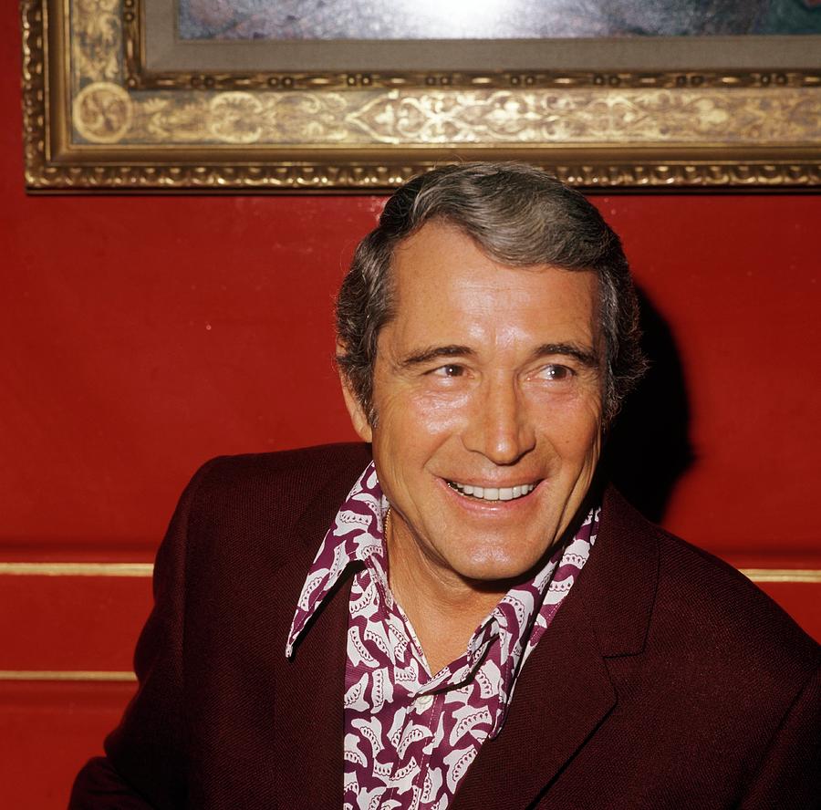 Photo Of Perry Como Photograph by Tony Russell