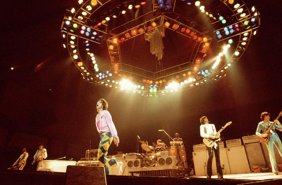 Photo Of Rolling Stones And Ron Wood Photograph by Andrew Putler Photo Of Rolling Stones And Ron Wood Photograph by Andrew Putler