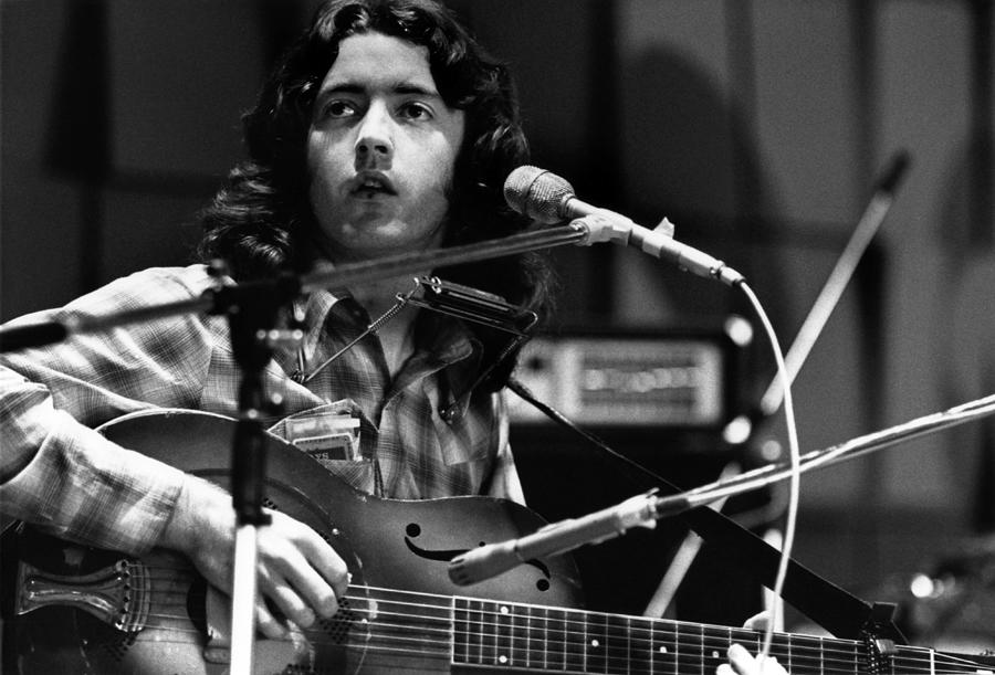 Music Photograph - Photo Of Rory Gallagher by Andrew Putler