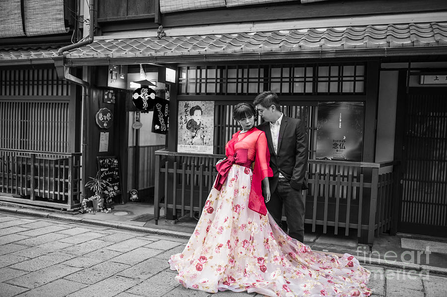 Photo Shooting in Gion Photograph by Eva Lechner