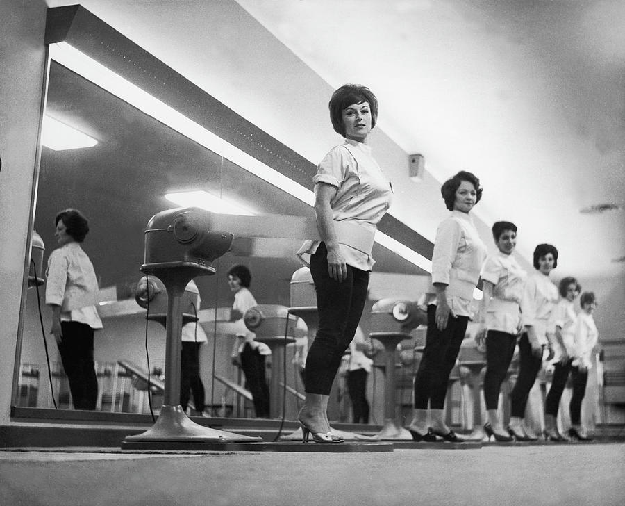 Physical Health Centre In London In 1961 Photograph by Keystone-france