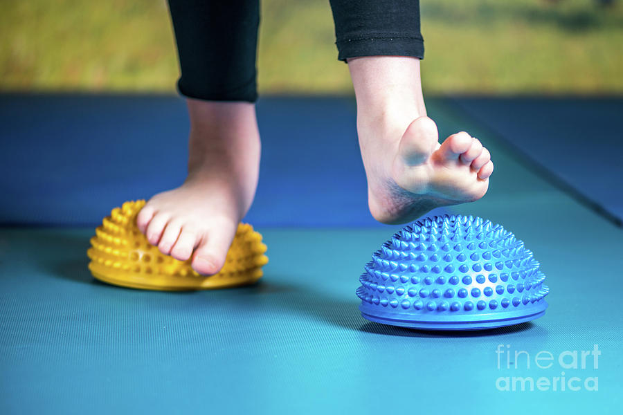 Physical Therapy Tools For Flat Feet Photograph by Microgen Images/science Photo Library