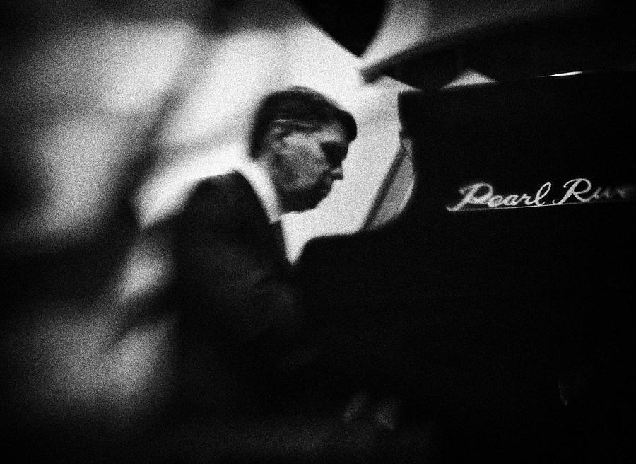 Pianist Photograph - Pianist by Hardibudi