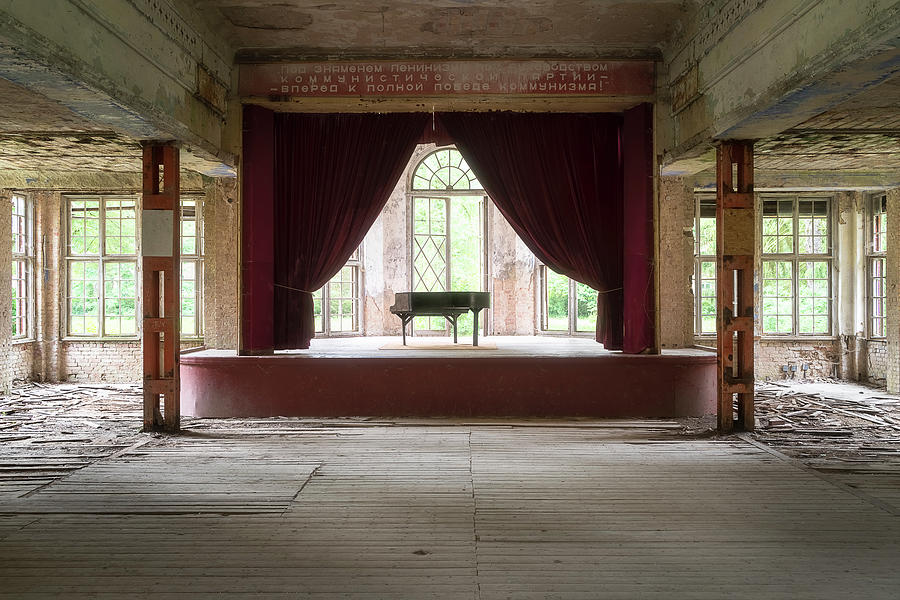 Piano on Stage Photograph by Roman Robroek