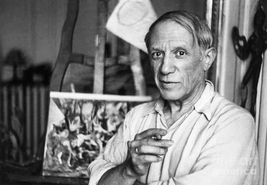 Picasso In Paris Photograph by Bettmann Picasso In Paris Photograph by Bettmann