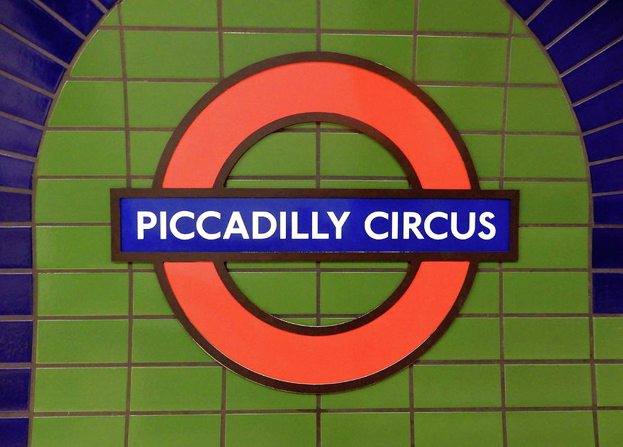 Piccadilly Circus Photograph by Juergen Weiss