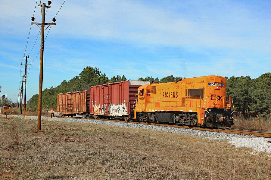 Pickens Railroad U18b 9507 H Photograph By Joseph C Hinson