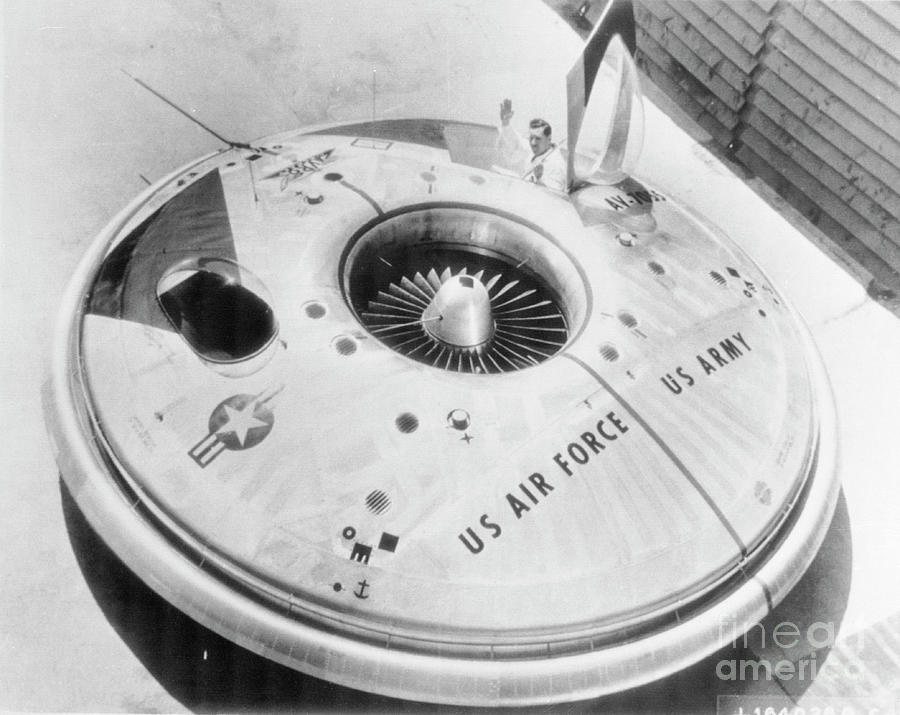 Pilot Inside Earth Made Flying Saucer Photograph by Bettmann