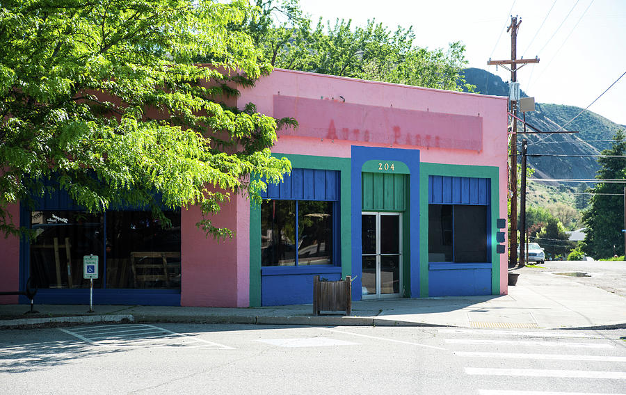 Pink Shop in Twisp Photograph by Tom Cochran
