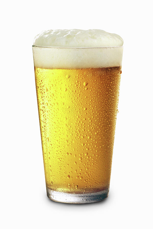 https://images.fineartamerica.com/images/artworkimages/mediumlarge/2/pint-glass-of-beer-burazin.jpg