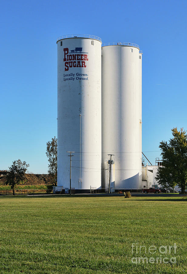 Pioneer Sugar Towers in Findlay  5149 Photograph by Jack Schultz