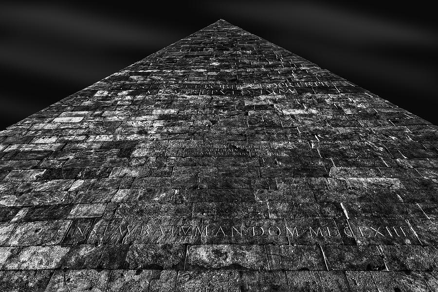 Piramide Cestia - Prospettiva Photograph by Vittorio Scatolini