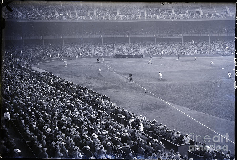 Pitcher Pitching, Gehrig Leans Off First Photograph by Bettmann