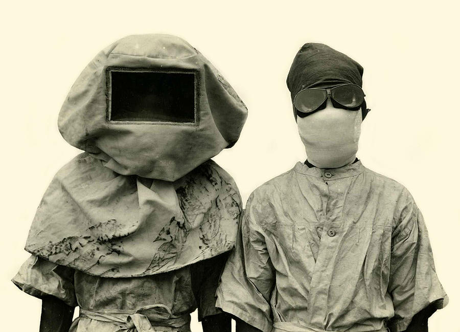 Plague Prevention Clothing, 1912 Photograph by Nmhm