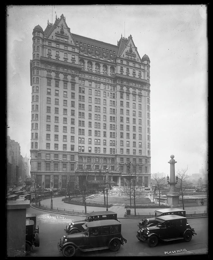 Plaza Hotel Photograph by The New York Historical Society