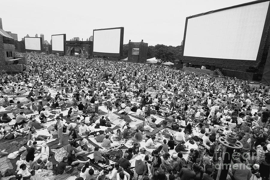 Pocahontas Screening In Central Park Photograph by New York Daily News Archive
