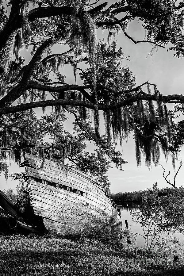 Pointe Aux Chenes Wreck Photograph by Scott Pellegrin