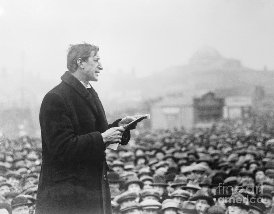 Politician Eamon De Valera Photograph by Bettmann