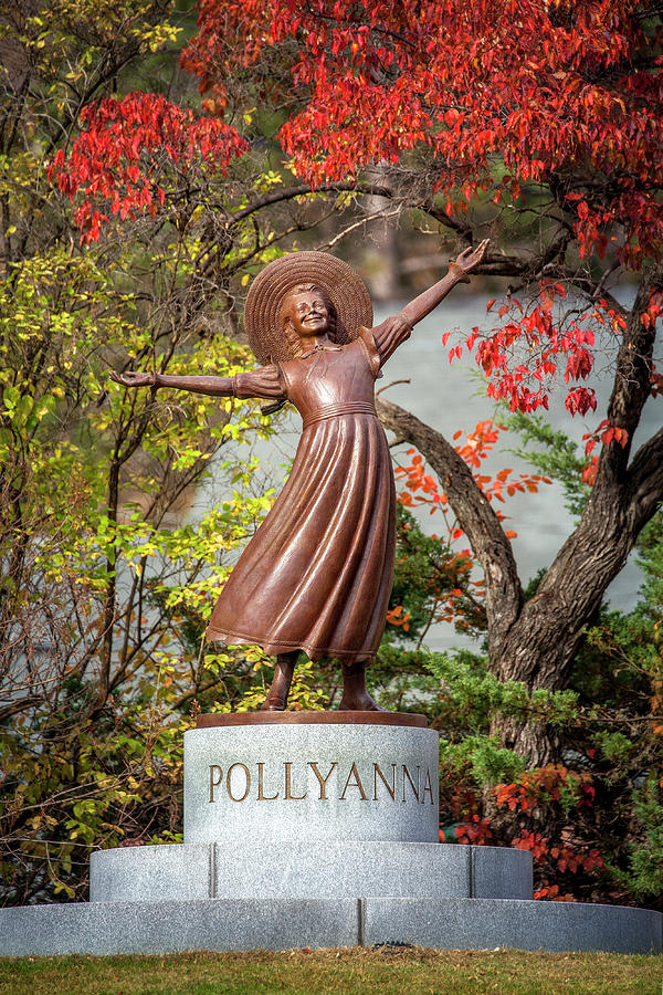 Pollyanna Statue Photograph