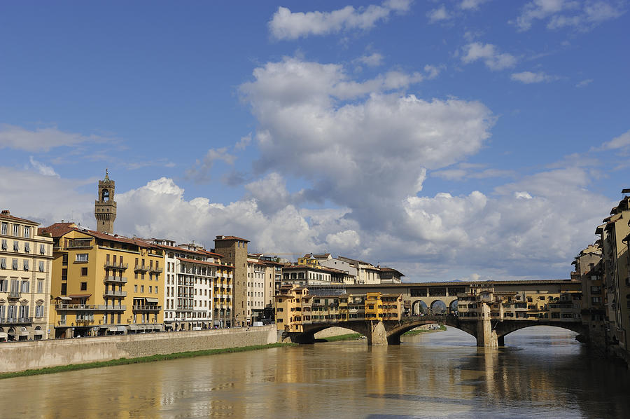 Ponte Vecchio Photograph by Maremagnum