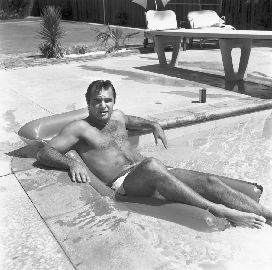 Burt Reynolds Photograph - Pool Party At Dick Clarks by Michael Ochs Archives