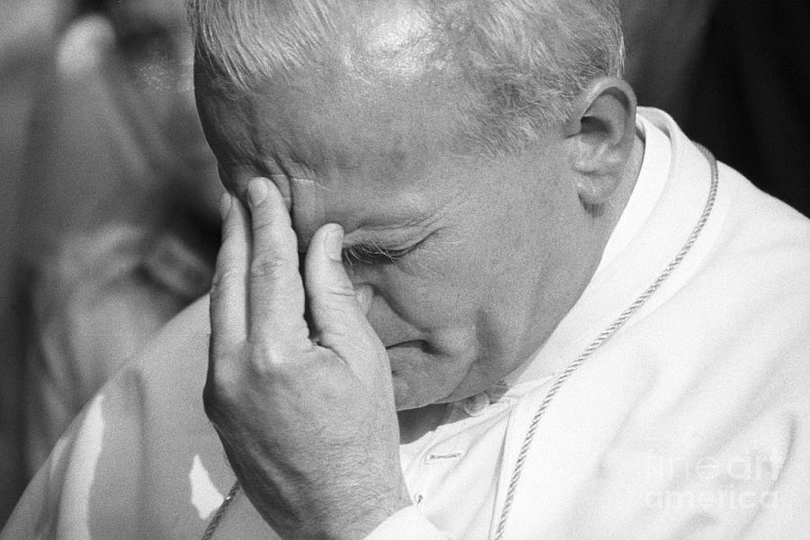 Pope John Paul II At His Familys Plot Photograph by Bettmann