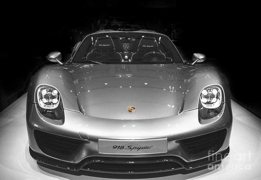 Porsche 918 Spyder Photograph