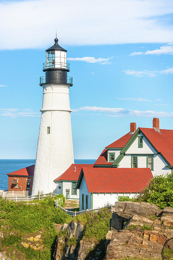 Portland Head Lighthouse Photograph by Sue Leonard