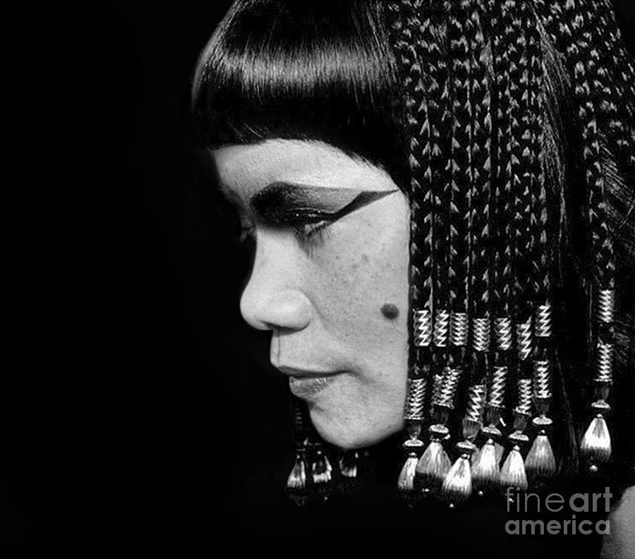 Portrait Of A Filipina Cleopatra Photograph by Jim Fitzpatrick