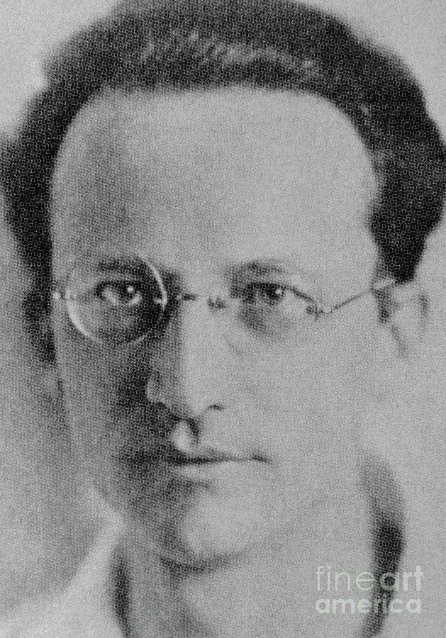 Portrait Of Austrian Physicist Erwin Schrodinger Photograph by Science Photo Library