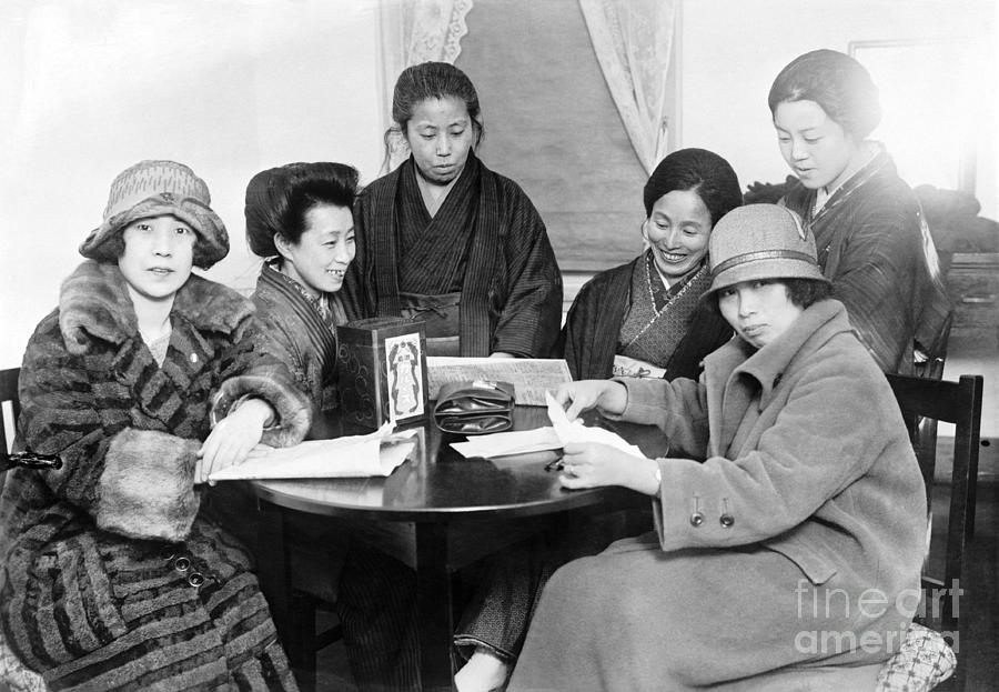 Portrait Of Japanese Suffragettes Photograph by Bettmann