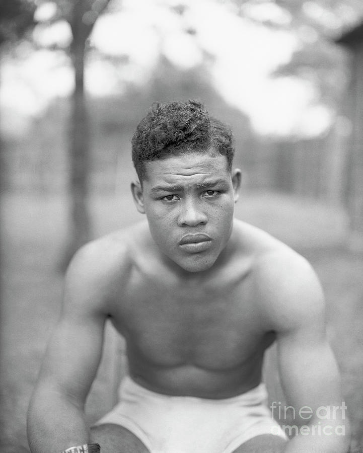 Portrait Of Joe Louis Photograph by Bettmann - Fine Art America